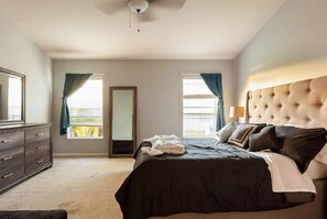 4 dormitorios, tabla de planchar con plancha, wifi gratis y ropa de cama