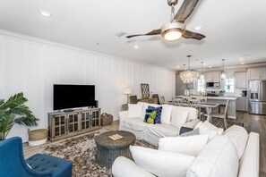 Unclassified image, 4 of 50, button