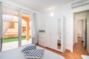 1 bedroom, iron/ironing board, free WiFi, bed sheets