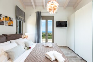 5 soverom, strykejern/-brett, wi-fi (inkludert) og sengetøy