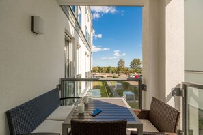 Outdoor dining - Villa Westend, apt. 09 (Heringsdorf)