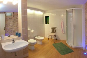 Shower, bidet