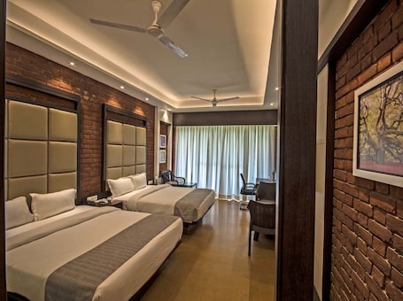 Caja de seguridad en la habitación, escritorio y wifi gratis