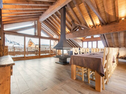 Vanoise Chalet in Prime Location