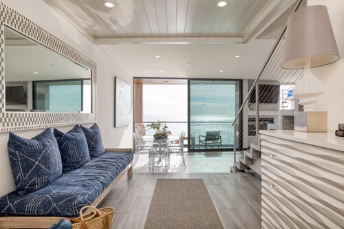 Matador by AvantStay | Ocean Front Malibu Pad w/ Rooftop Patio
