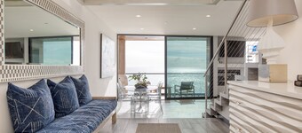 Matador by AvantStay | Ocean Front Malibu Pad w/ Rooftop Patio