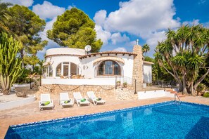 Outdoor pool - Hania House (Benissa)