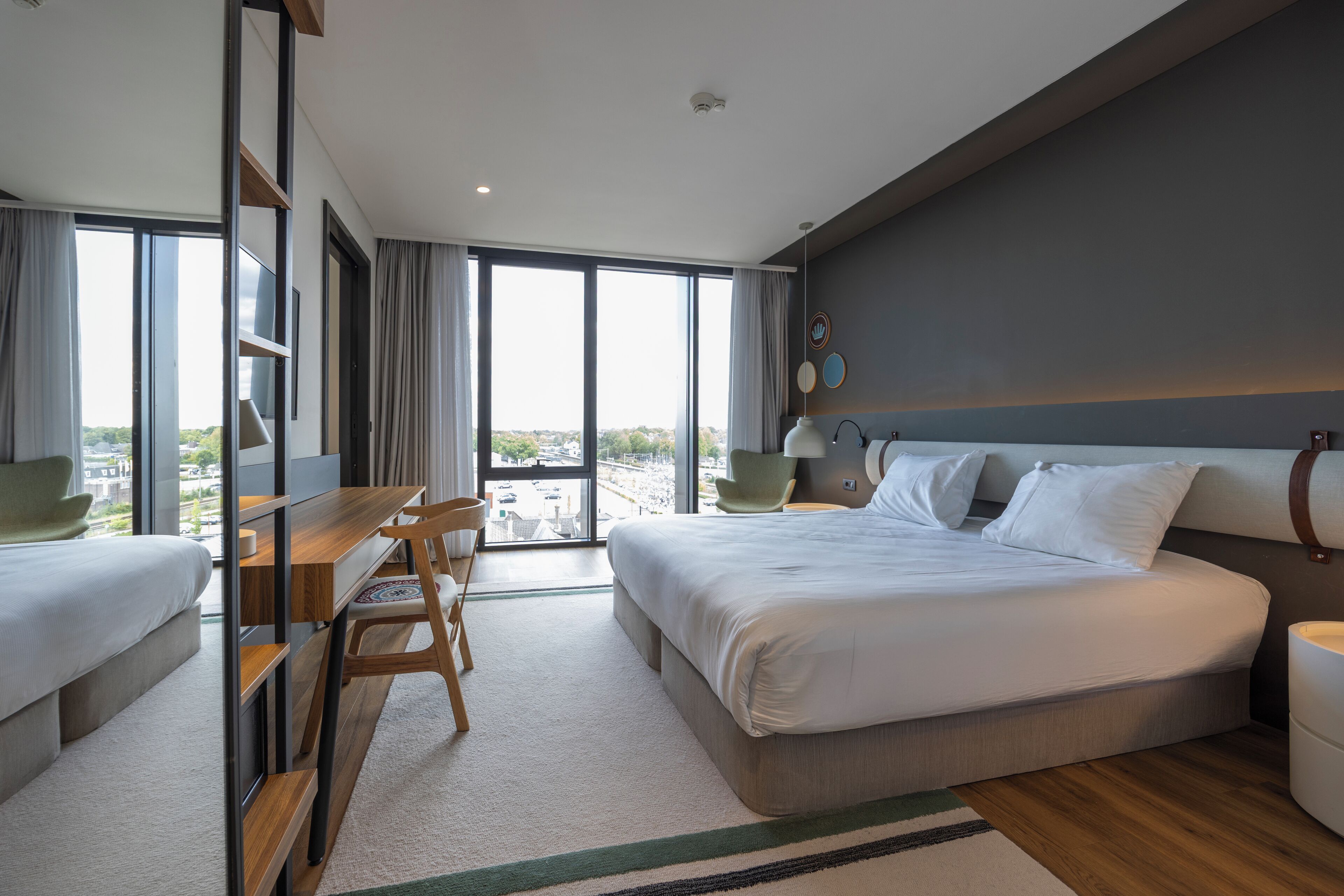 apartment | 1 bedroom, in-room safe, desk, laptop workspace