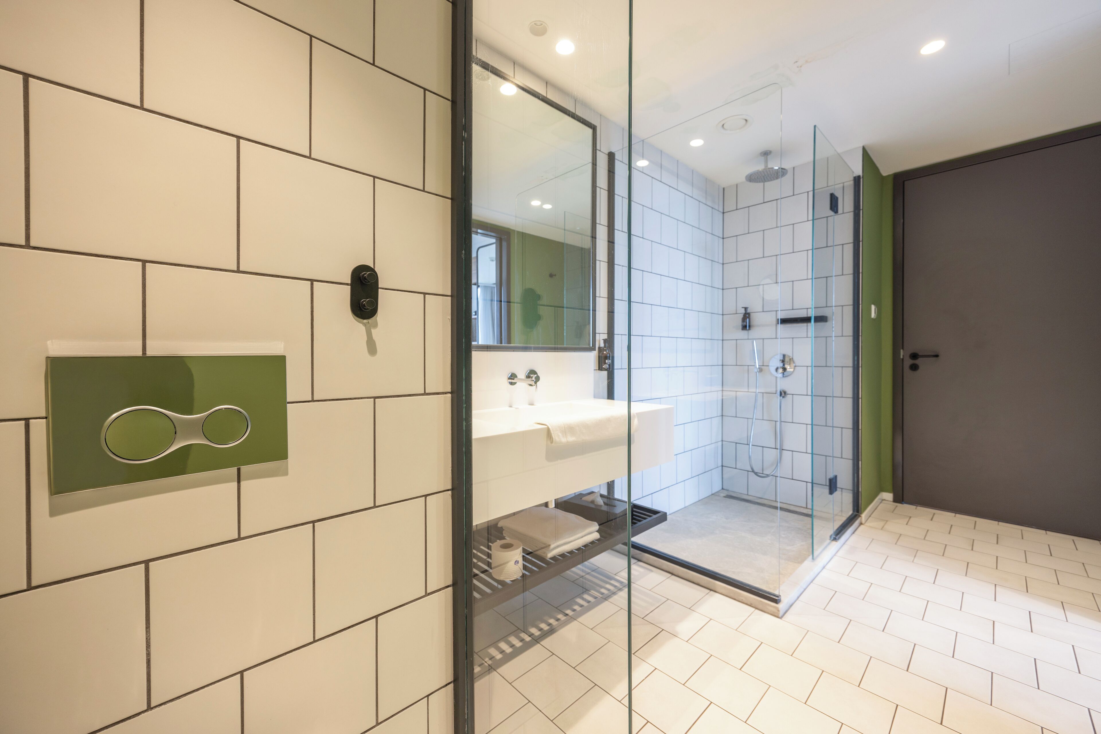 apartment | 1 bedroom, in-room safe, desk, laptop workspace