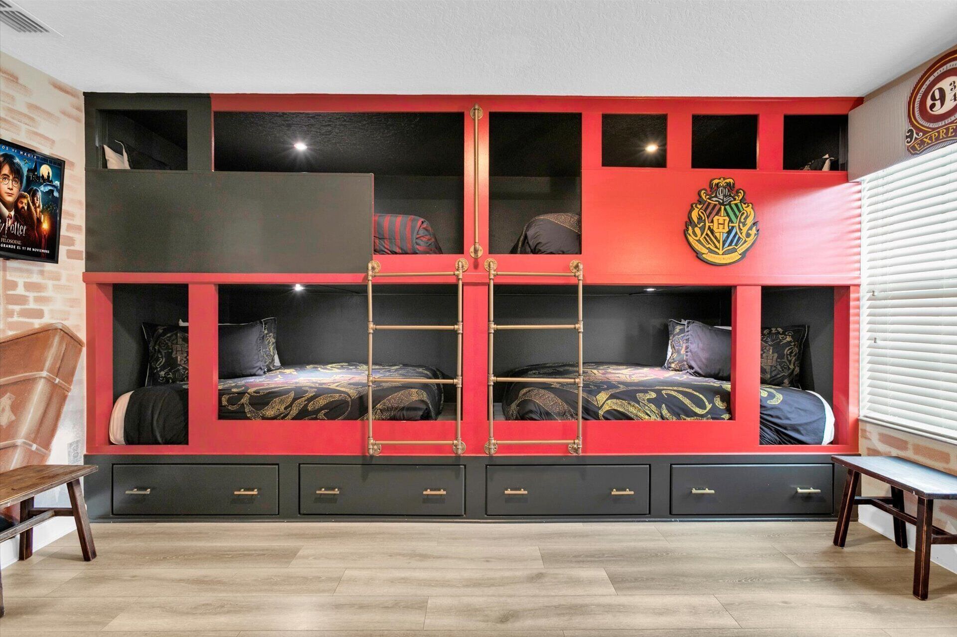 5 slaapkamers, een strijkplank/strijkijzer, gratis wifi, beddengoed