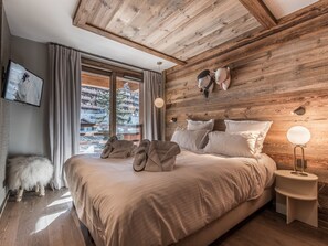 5 chambres, accès au Wi-Fi (inclus), literie fournie