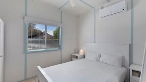 3 chambres, fer et planche à repasser, draps fournis