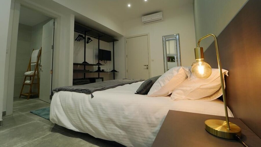 Capital Inn - Guest House