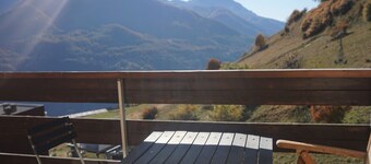 Cabin studio in Orcières Merlette - sleeps 4, pets allowed, bed linen included in winter