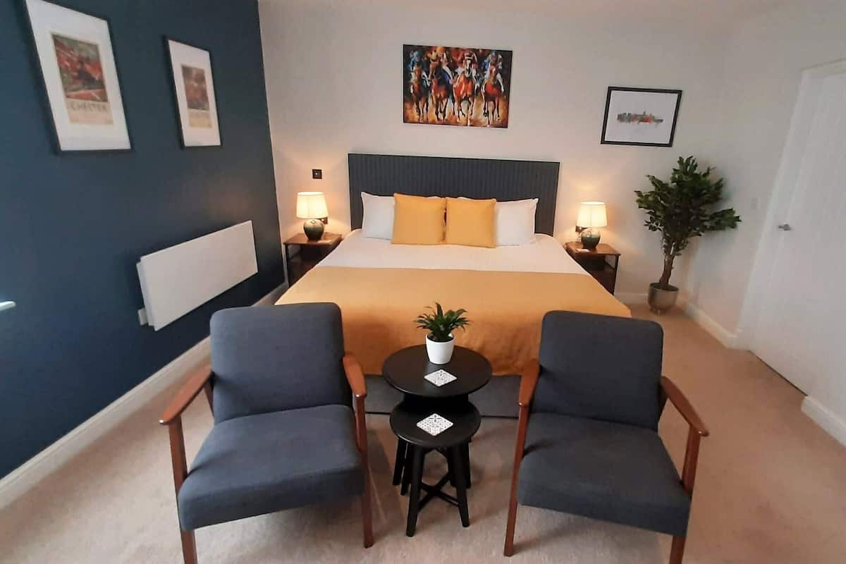 Monolocale Classic, 1 letto king | Area soggiorno | TV a schermo piatto
