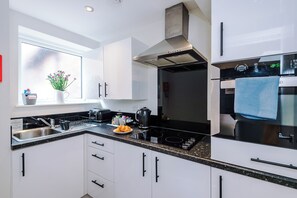 Estúdio luxo, vista para o rio | Comodidades do quarto