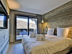 4 bedrooms, free WiFi, bed sheets