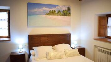 5 chambres, fer et planche Ă repasser, Wi-Fi, draps fournis