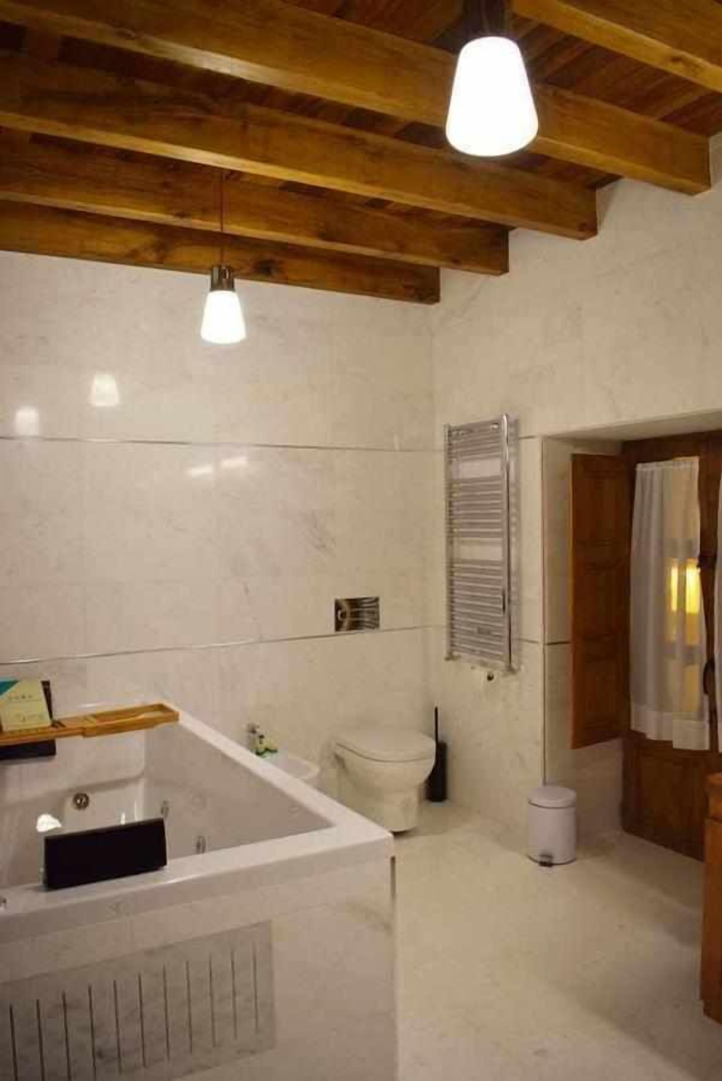 Hair dryer, towels