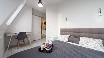 Business Apartment | 1 bedroom, iron/ironing board, WiFi (free)
