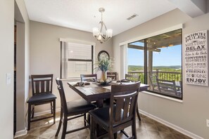 Dining - Lake View Condo, Spacious & Only 1 Mile to Silver Dollar City – 1204 (Branson)
