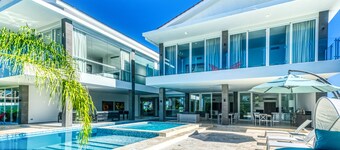 Modern and Fresh Oceanfront Villa