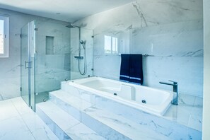 Elite-Villa | Badezimmer