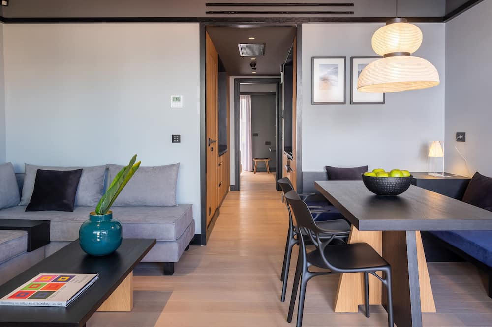 3 Pines Design Living