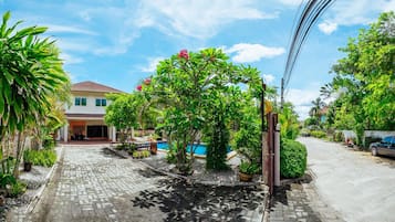 Vila | Halaman properti