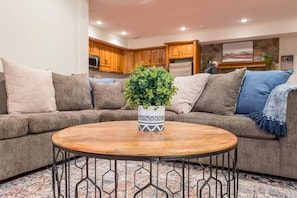 Smart TV, fireplace, offices
