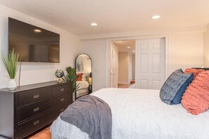 2 bedrooms, WiFi, bed sheets