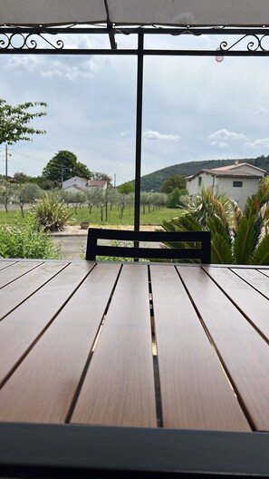 Enjoy meals al fresco with a view of the surrounding countryside.