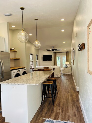 Single Story Freshly Renovated Townhouse Adjacent Haile Village Stocked Kitchen 