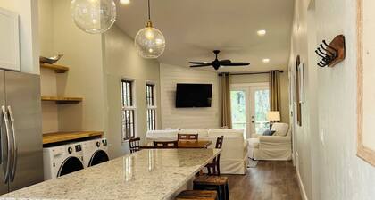 Single Story Freshly Renovated Townhouse Adjacent Haile Village Stocked Kitchen