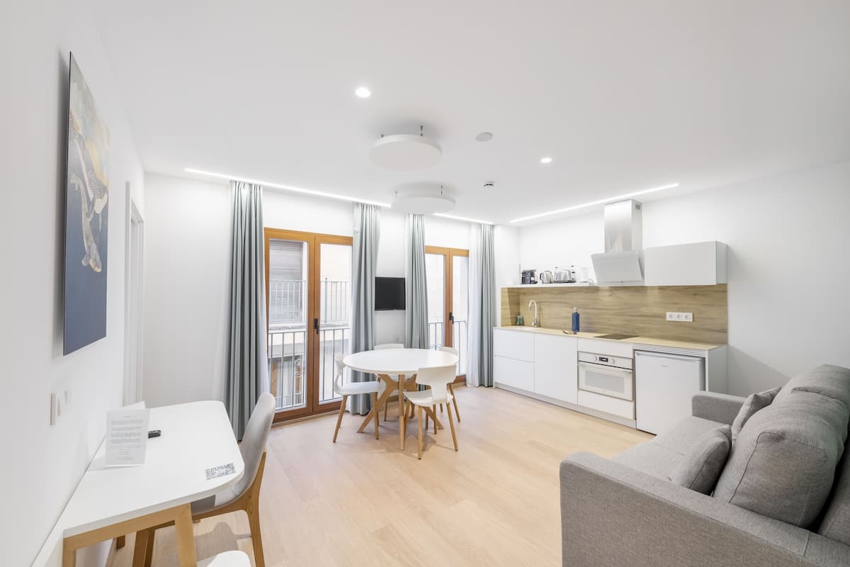 standard apartment, 2 bedrooms (no access to pool/rooftop) | private kitchen