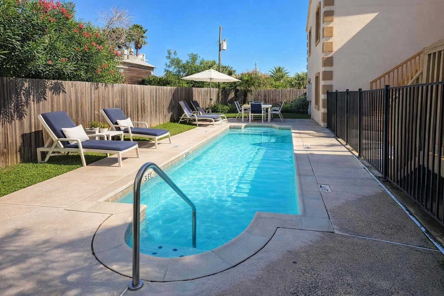 Apartment, 2 Bedrooms | Pool | Outdoor pool