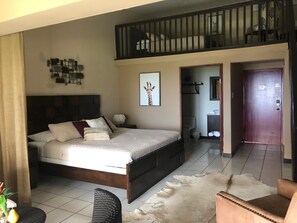 加厚床垫、客房内保险箱、特色装修、特色家居