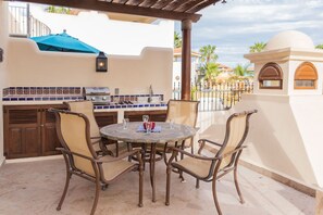 Casa, 2 habitaciones | Terraza o patio