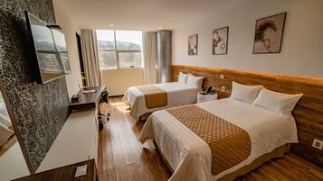 Down duvets, minibar, individually decorated, individually furnished