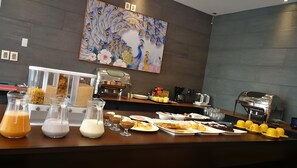 Petit déjeuner buffet compris tous les jours