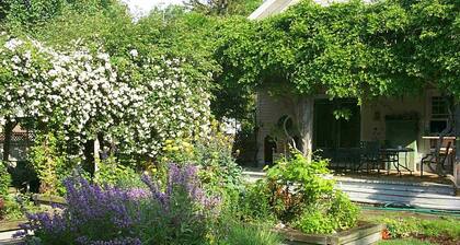 The Guesthouse Perrysburg-East side