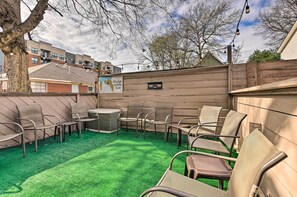 Property grounds - Welcoming Auburn Studio - 1 Block to Campus! (Auburn)