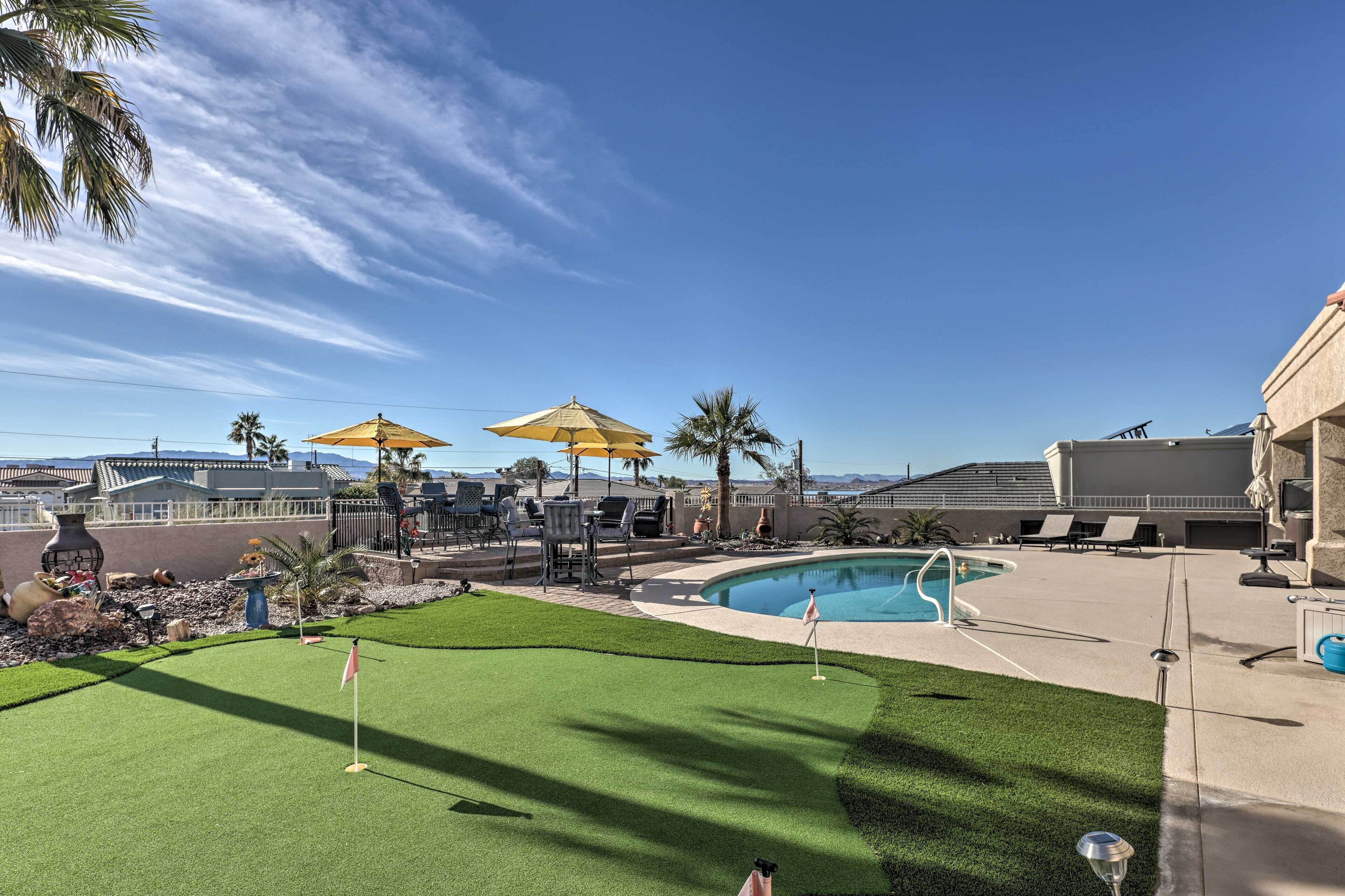 Gorgeous Desert Escape w/ Pool, Lake Havasu Views!