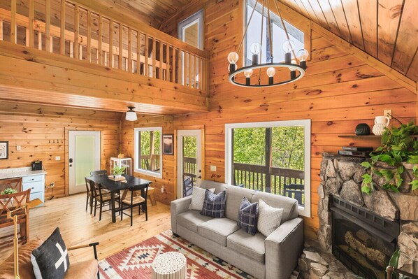 Smart TV, fireplace, ping pong