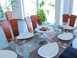 House | Private kitchen | Fridge, microwave, oven, electric kettle - Impeccable 3-bed House in Prampram Accra (Prampram)