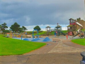 Children's area - ☆ New Superhost Listing- Broughty Ferry Studio ☆ (Dundee)