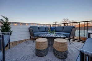 Terrace/patio - 6 Mins to Broadway! Lux Design+Rooftop, Sleeps 12! (Nashville)