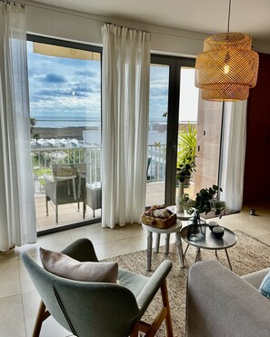 Smart TV, books, printers