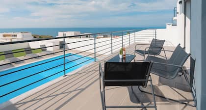 Silver Villa with ocean view