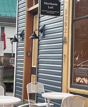 Outdoor dining - Merchants Flat Summar (Bolivar)